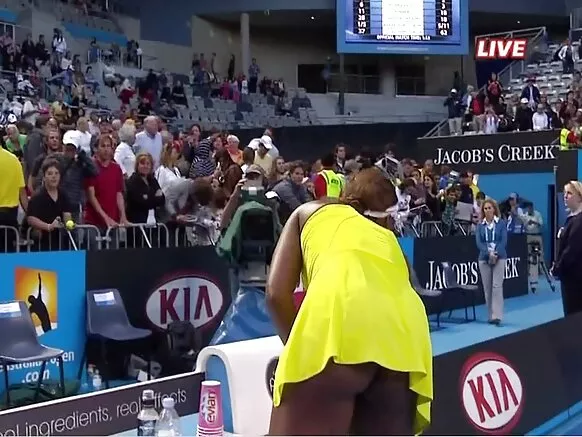 কালো শুক্রের পাছার সাথে সুন্দর কালো পর্ণ।