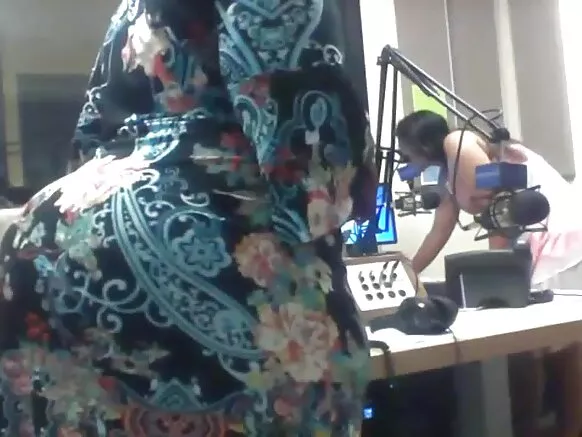 ওহ মাই গড, বড় পাছার সাথে কালো মোটা আবলুস।