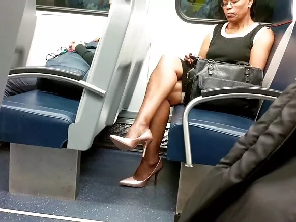 সেক্সি হিল, কালো পা XXX এবং উচ্চ সঙ্গে পরিপক্ক কালো ভদ্রমহিলা.