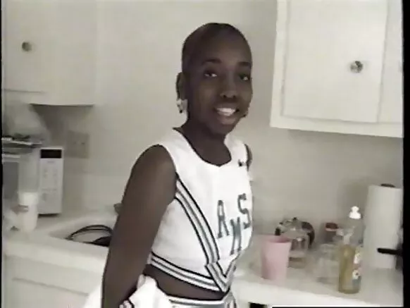 আমি তের থেকে ঊনিশ বছর আপনি শৃঙ্গাকার কালো মহিলাদের দাসী সাজসজ্জা দিতে.