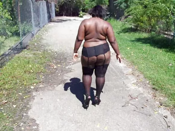 19 pt, স্টকিংসে কালো বিবিডব্লিউ, ভিডিও 3।