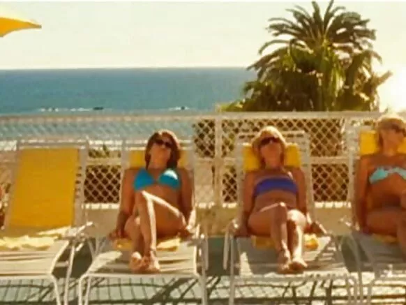 কালো লোকের সাথে সাদা স্বর্ণকেশী - আন্তঃজাতিক সফটকোর গরম চর্বি মহিলা।